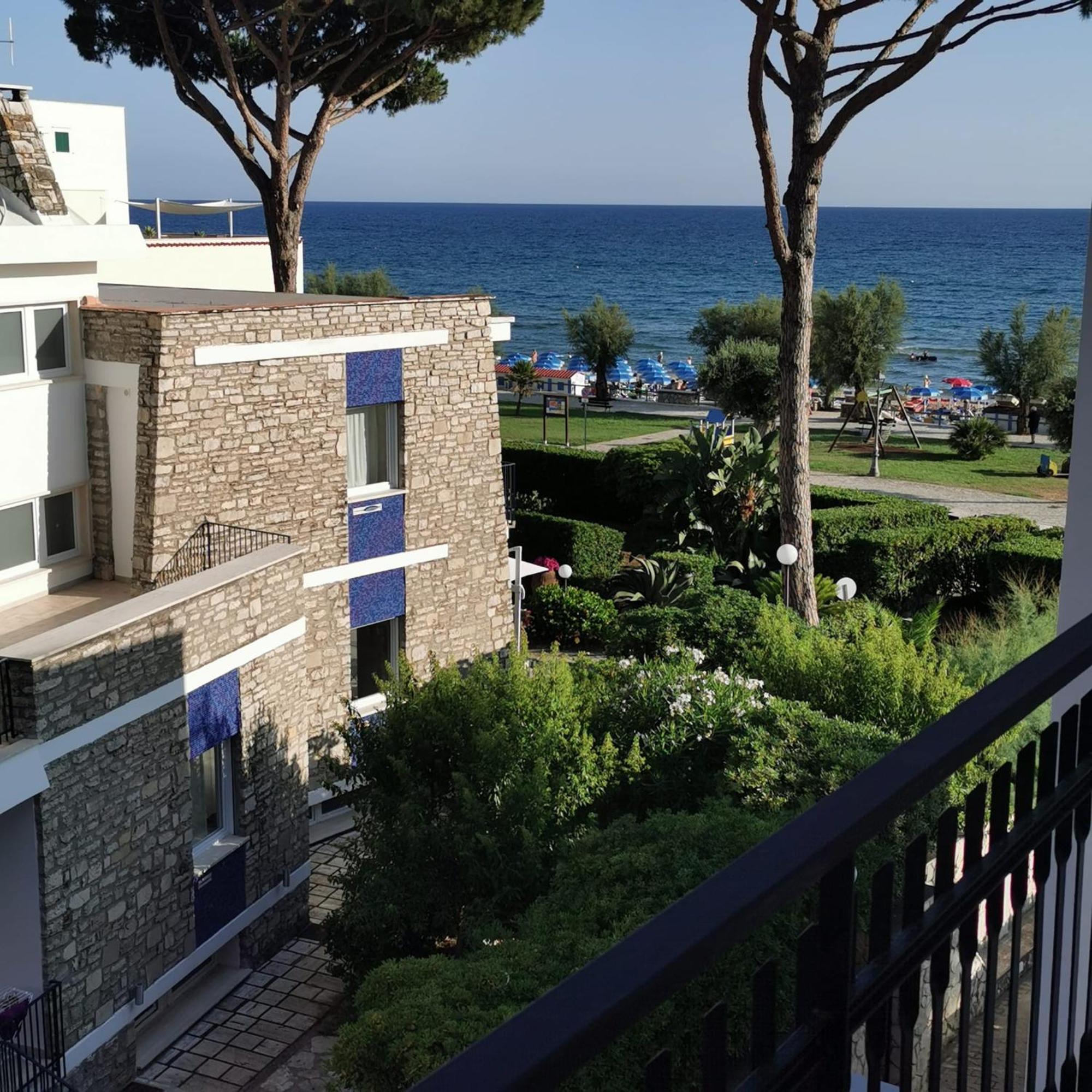 Bed and Breakfast Il Volo Sperlonga Esterno foto